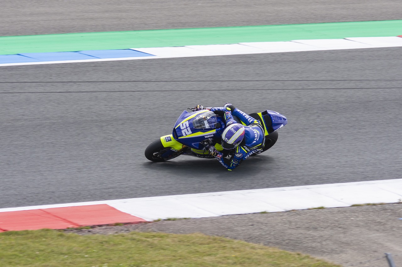 折射出国际 折射出国际